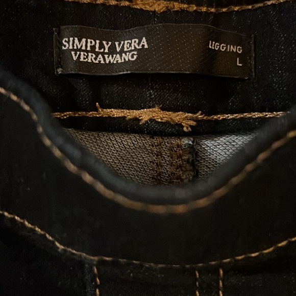 SimplyVera Vera Wang jeggings, size Large, dark wash. - Picture 2 of 4